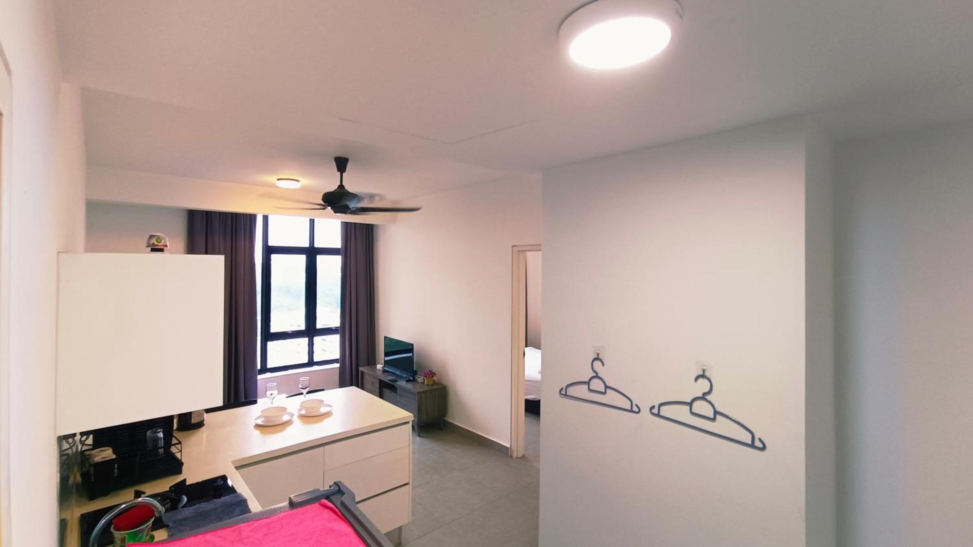 Apartment Empire